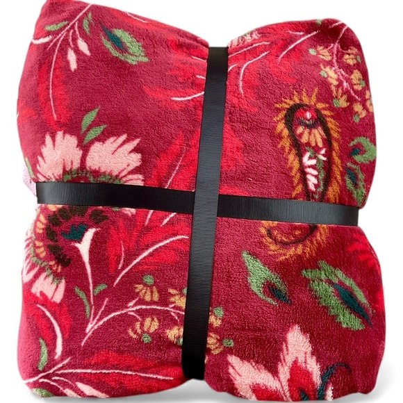 🌸 Vera Bradley NWT 50”x80 Throw Blanket - Picture 6 of 6